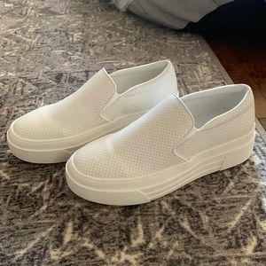 Steve Madden Shuffle White Platform Sneakers 7.0